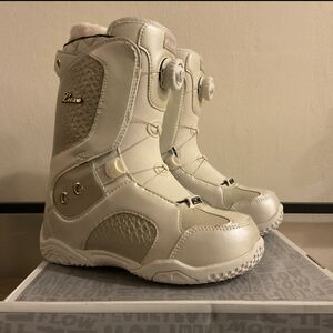 *NIB* Flow Luxe Boa Coiler Women's Snowboard Boots Size 6.5